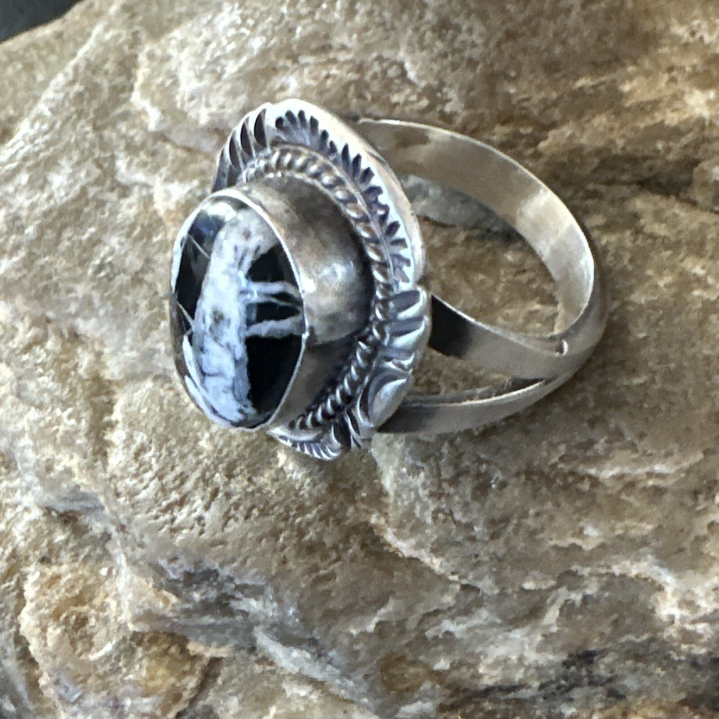 Mens Womens White Buffalo Turquoise Navajo Sterling Silver Ring Size 9 18587