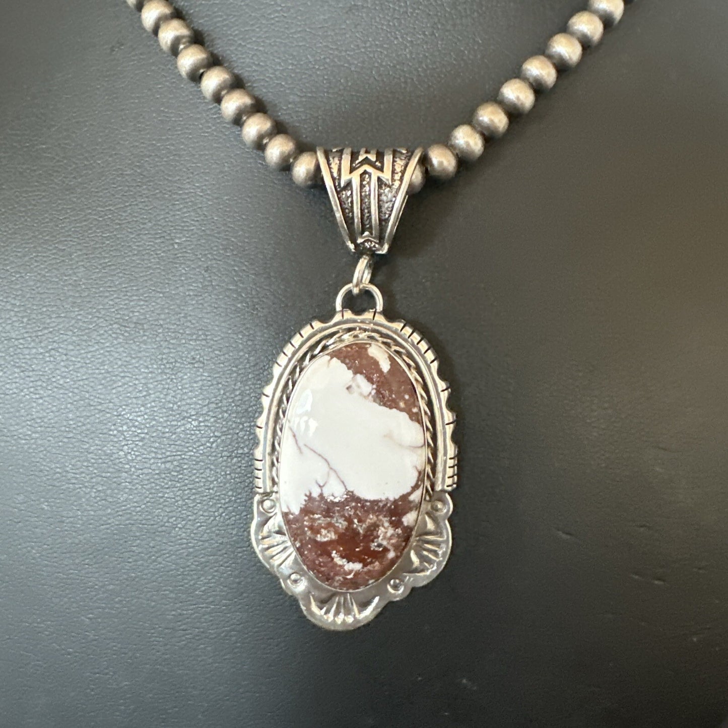 Wild Horse Turquoise Pendant Sterling Silver Beads Necklace 18023