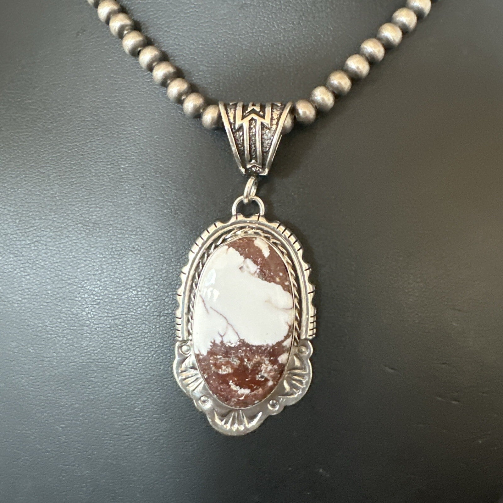 Wild Horse Turquoise Pendant Sterling Silver Beads Necklace 18023
