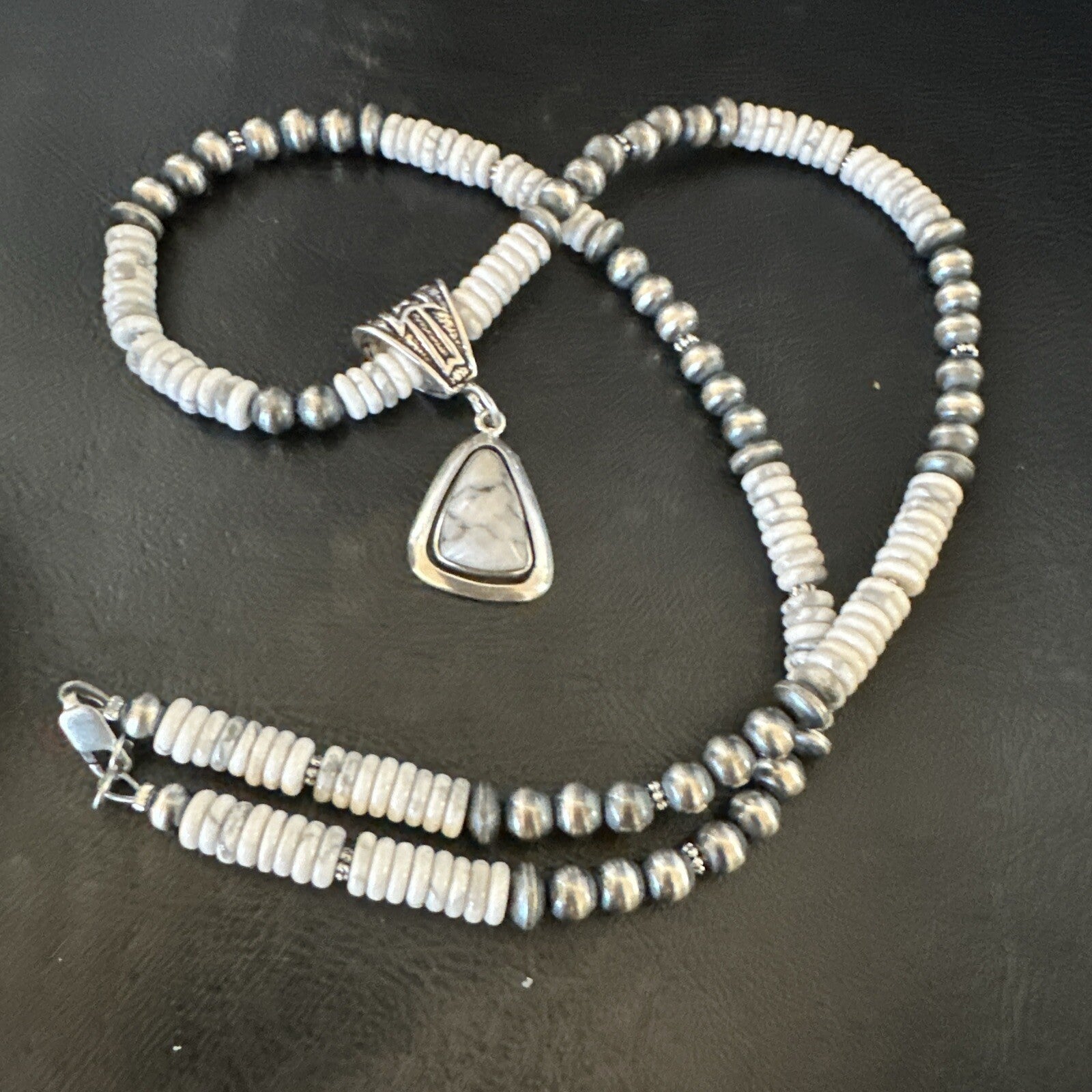 White Buffalo Turquoise Pendant Navajo Pearls Sterling Silver Necklace 22" 18260