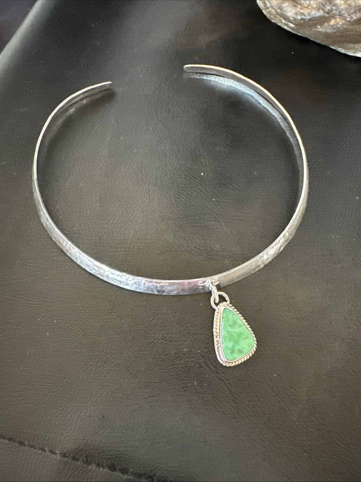 H Joe Navajo Sterling Silver Green Turquoise Collar Choker Necklace 15” 19437