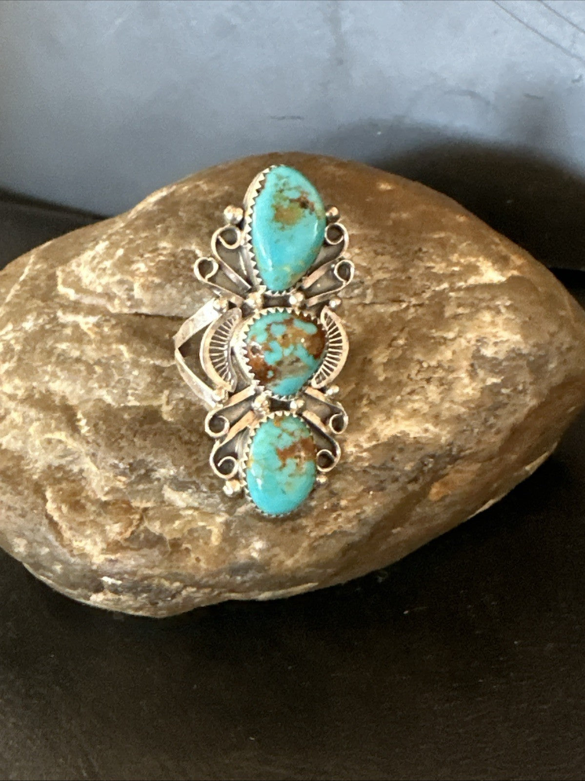Navajo Blue Kingman Turquoise Ring MultiStone Cluster Sz 8.5 19812