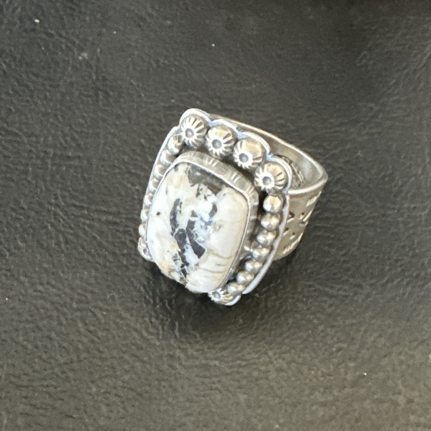 White Buffalo Turquoise Navajo Sterling Silver Ring Size 8 18777