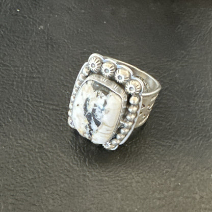 White Buffalo Turquoise Navajo Sterling Silver Ring Size 8 18777