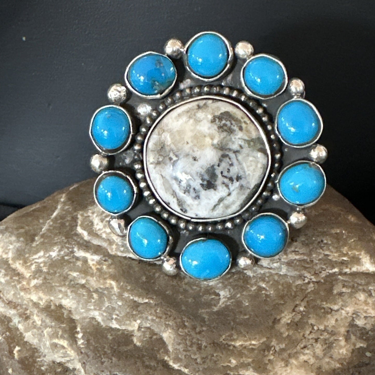 White Buffalo Kingman Turquoise Navajo Sterling Silver Cluster Ring Size 9 18396