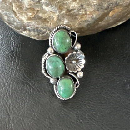 Yazzie Ring Green Turquoise Navajo Sterling Silver Cluster Size 7 19244