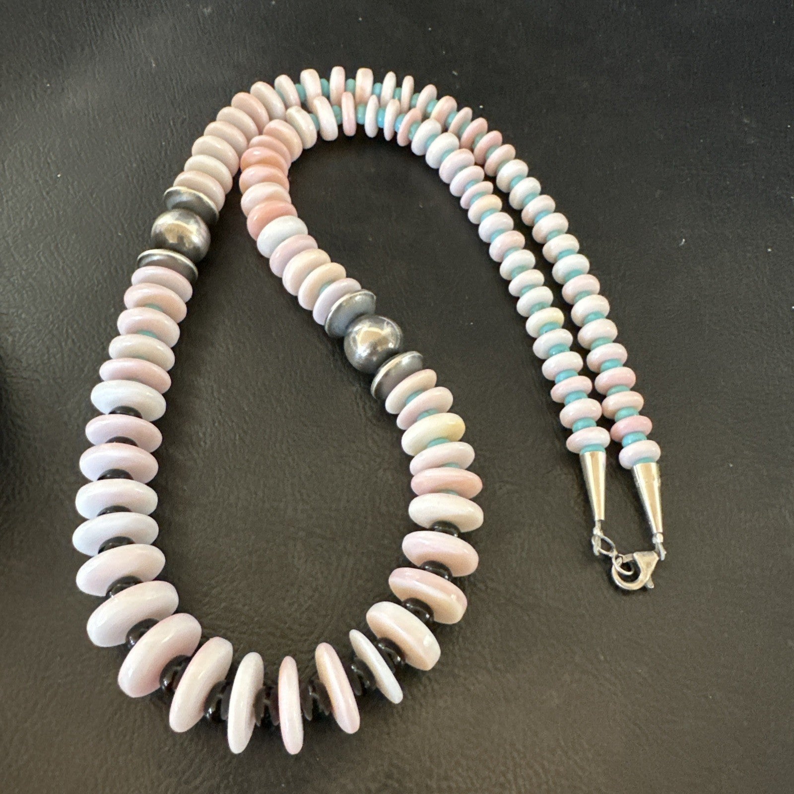 Pink Queen Conch Turquoise Graduated Navajo Sterling Silver Necklace 24” 19016