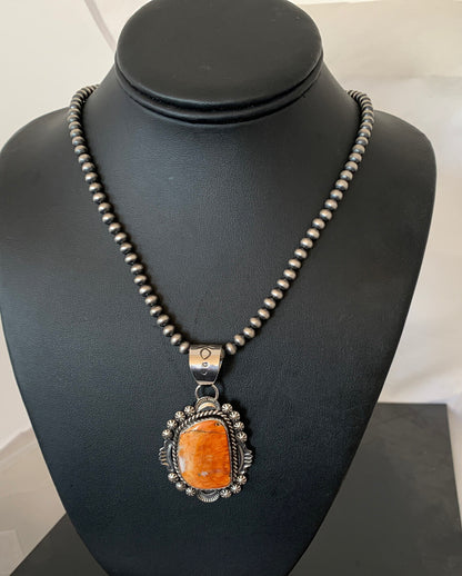 Sterling Silver Navajo Pearls Orange Spiny Oyster Pendant Necklace 00773