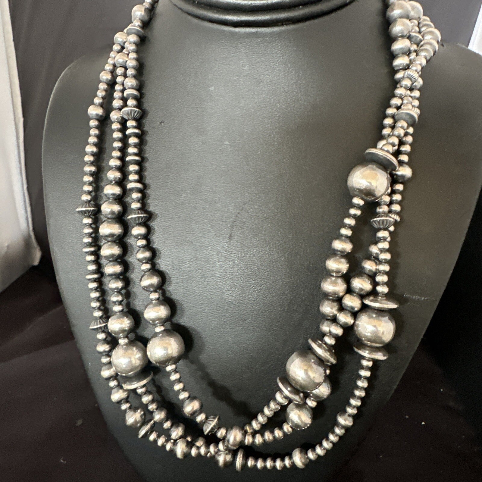 Native American Navajo Pearls Sterling Silver Necklace 3 Strand 94221