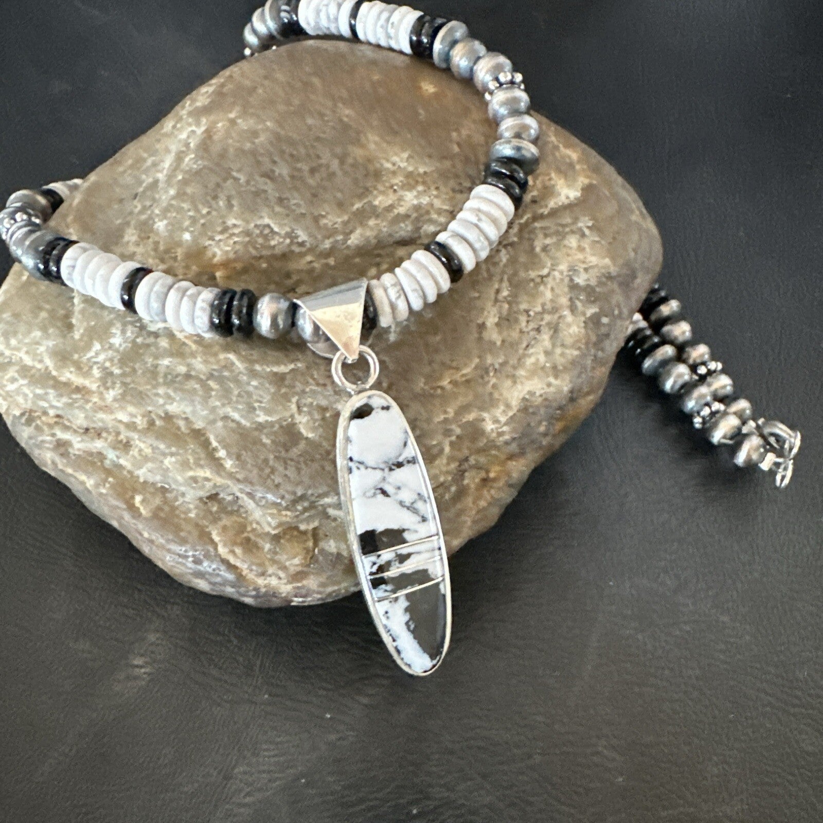 White Buffalo Turquoise Navajo Pearls Sterling Silver Onyx Necklace 17805