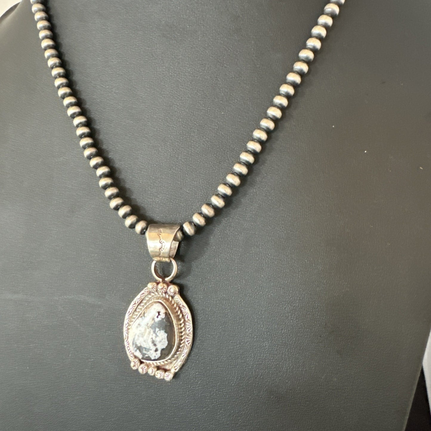 White Buffalo Turquoise Pendant Navajo Pearls Sterling Silver Necklace 20” 19495