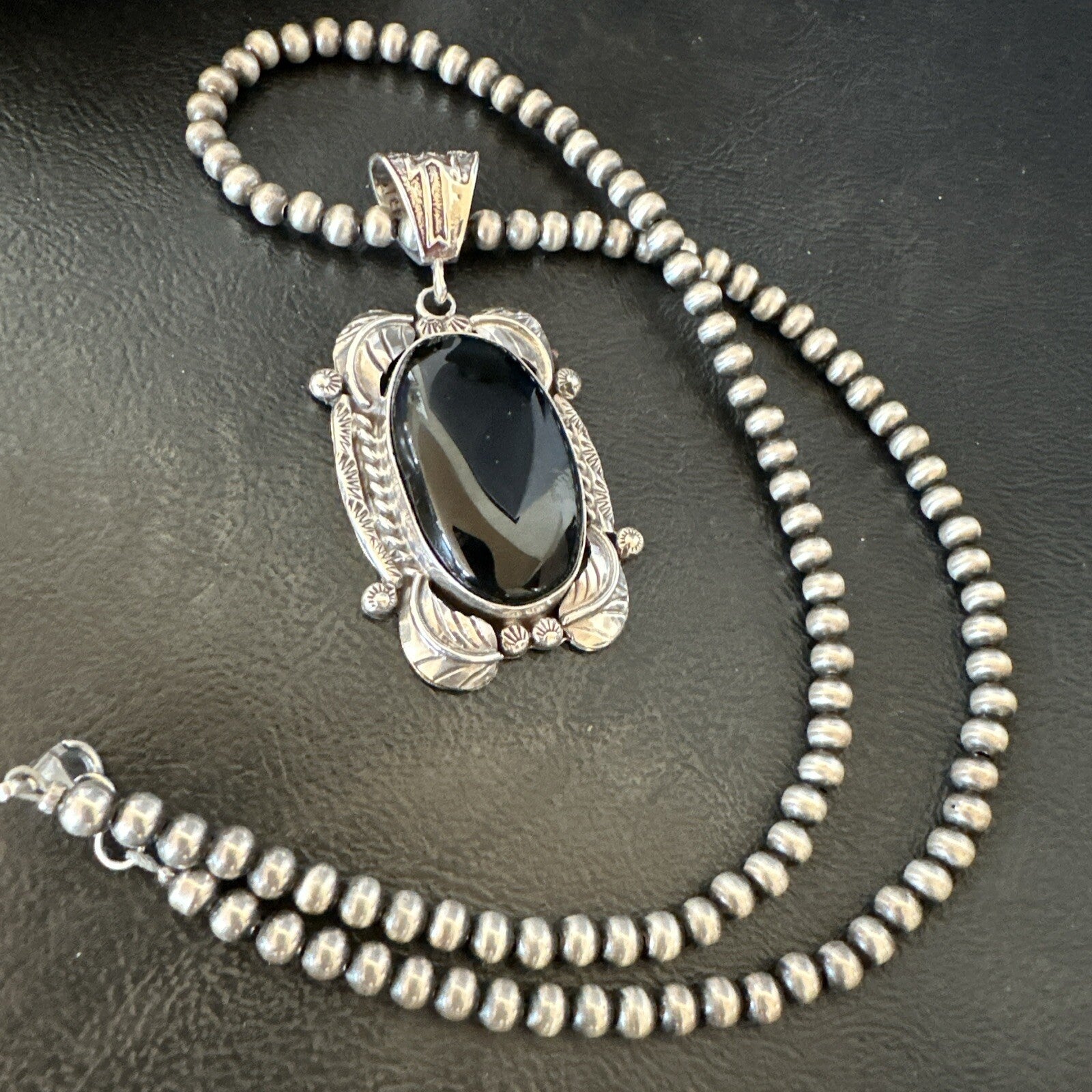 Mens Womens Black Onyx Pendant Navajo Sterling Silver Beads Necklace 18298