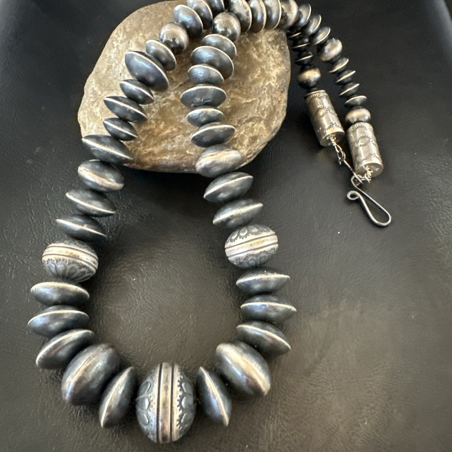 Handmade Bench Navajo Pearls Sterling Silver Bead Necklace 25” 18176