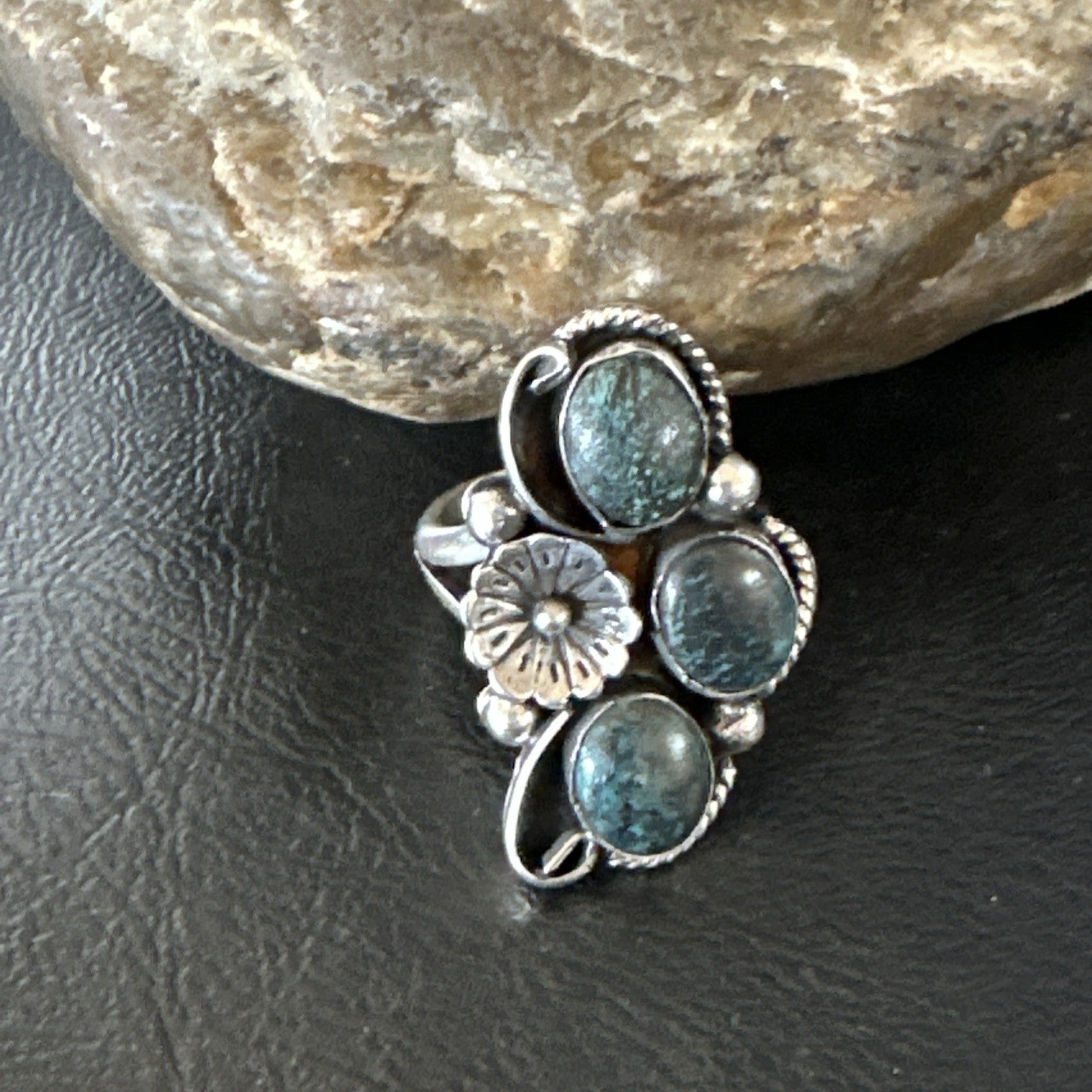 Yazzie Ring Blue Turquoise Navajo Sterling Silver Cluster Size 9.5 19241