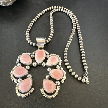 Pink Conch Native American Navajo Sterling Silver Naja Pendant 18928