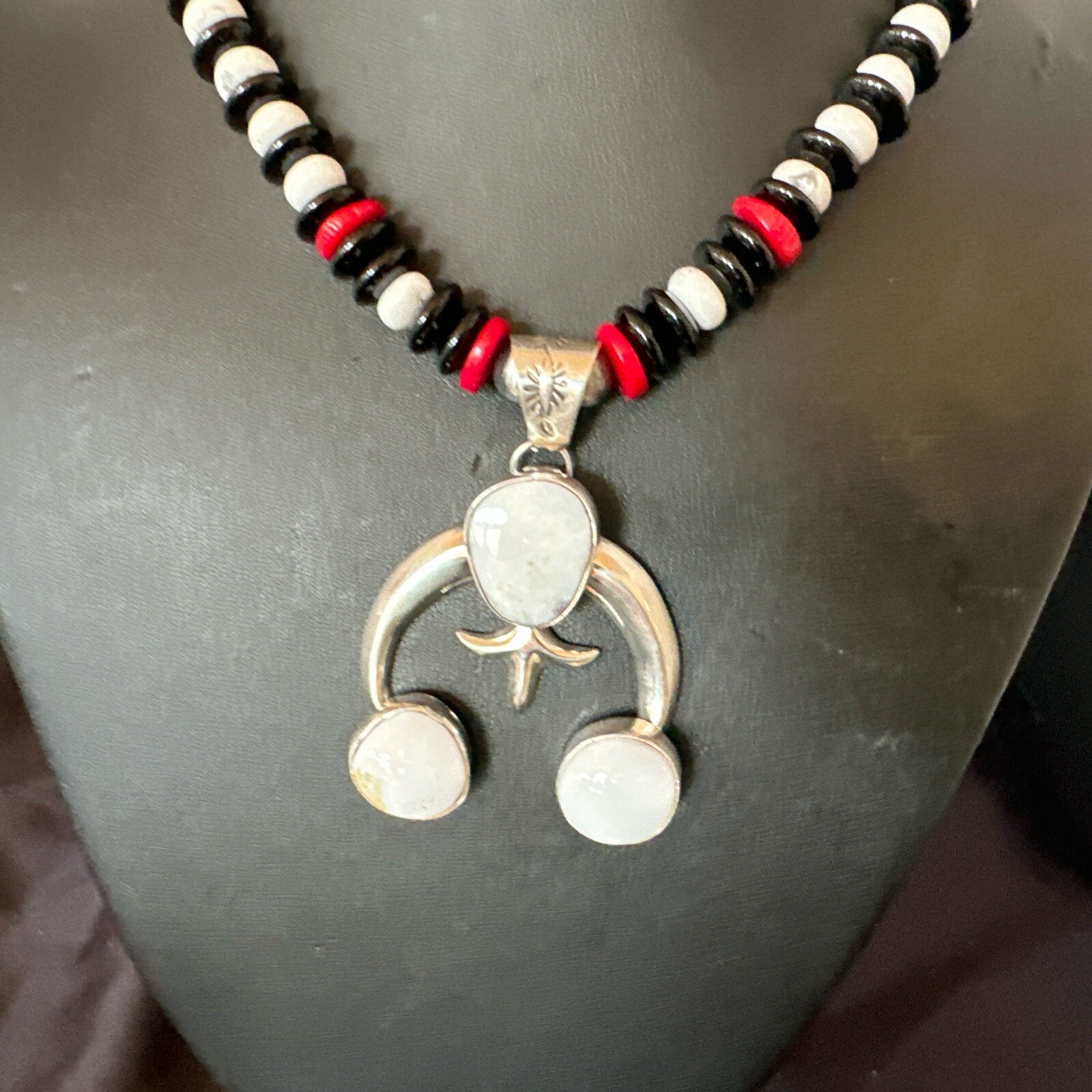 White Buffalo Turquoise Naja Pendant Navajo Sterling Silver Onyx Necklace 17866