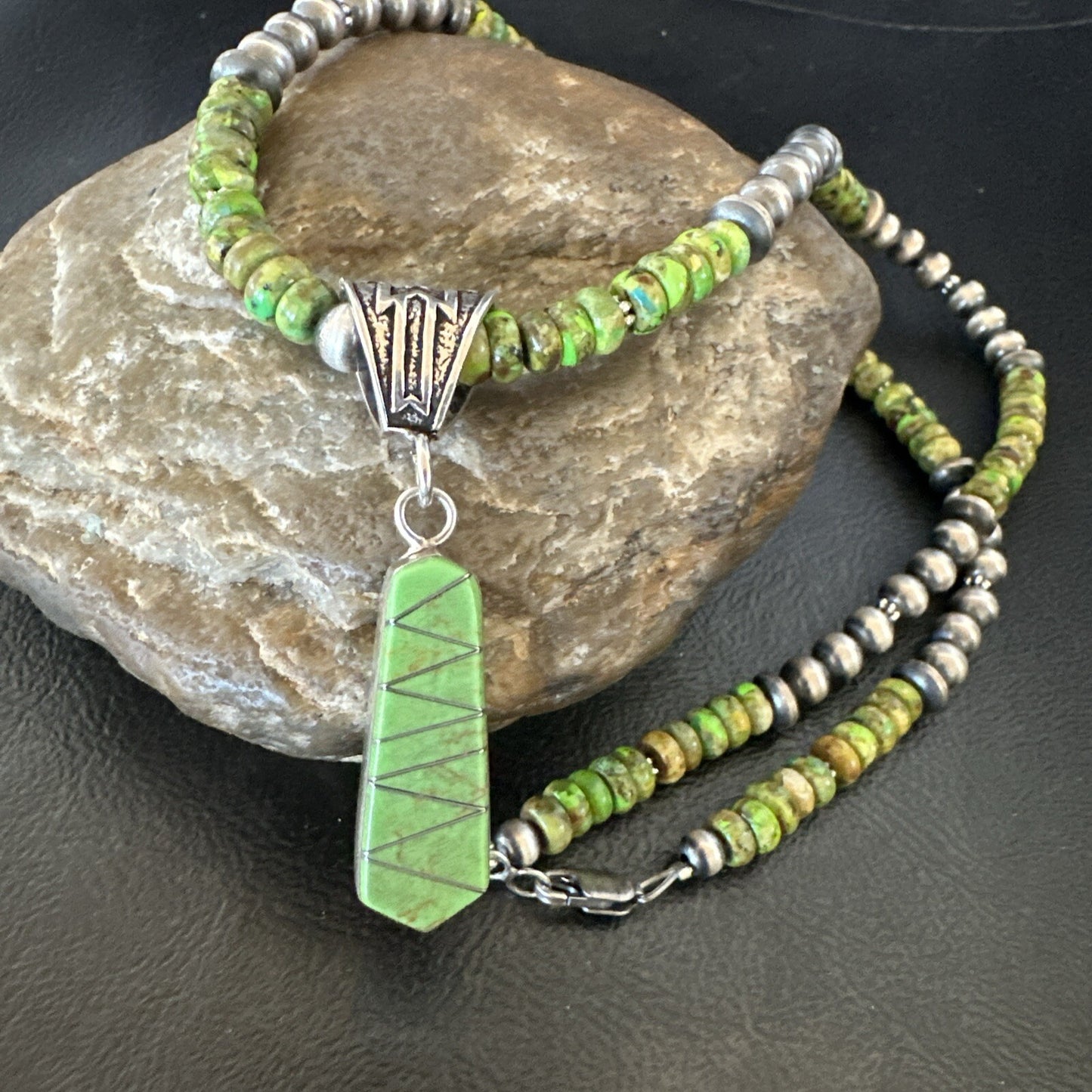 Womens Green Gaspeite Turquoise Pendant Navajo Sterling Silver Necklace 18372