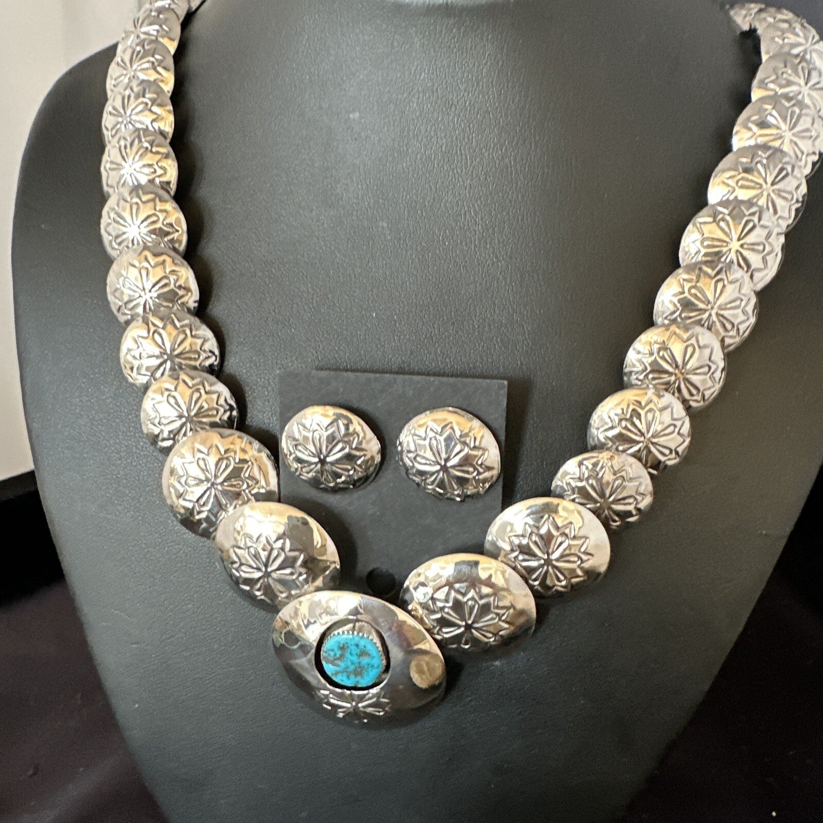 Native Navajo Sterling Silver Turquoise Pillow Stamped Bead Necklace 15132
