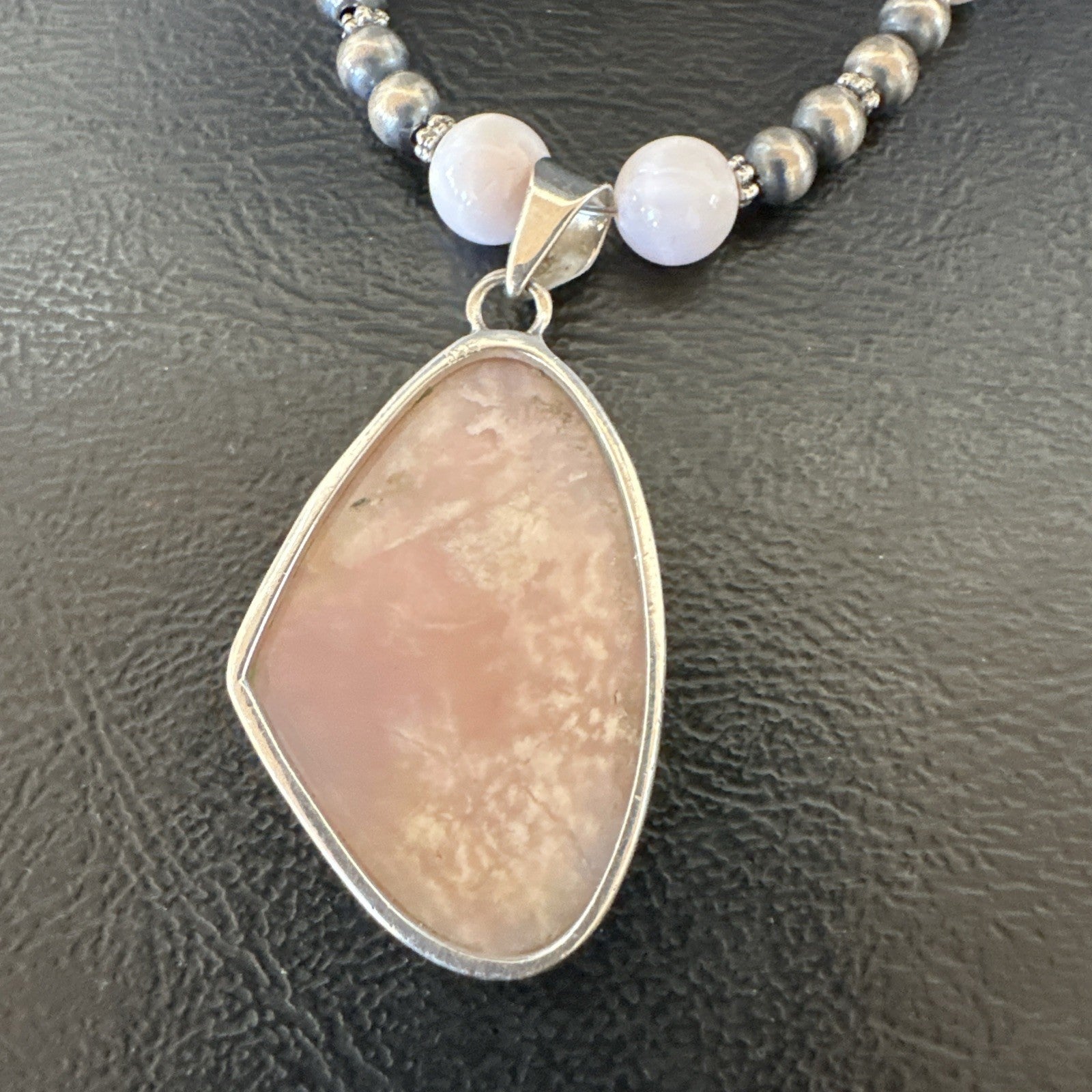 Southwestern Sterling Silver Pink Queen Conch Bead Necklace Pendant 20" 19556