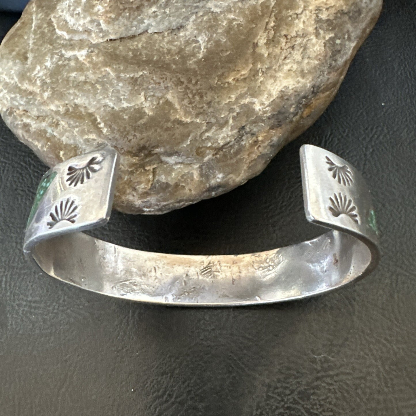 Navajo Old Pawn Sterling Handmade Blue Turquoise Chip Inlay Bracelet 18122