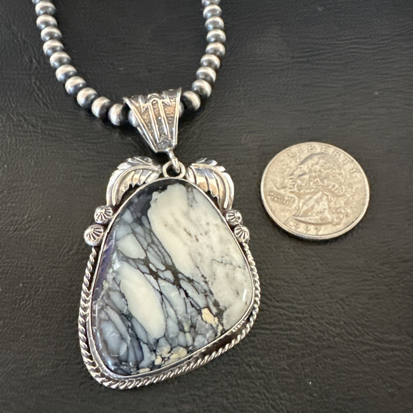 White Buffalo Turquoise Pendant Navajo Pearls Sterling Silver Necklace 19341