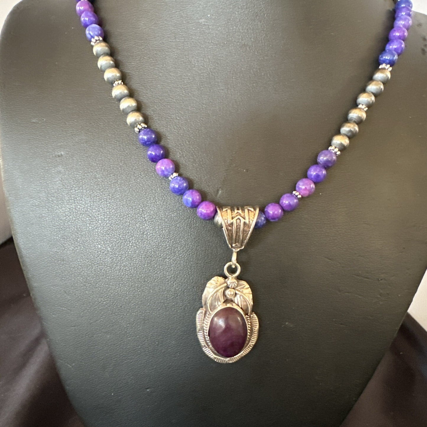 Purple Stone Pendant Navajo Pearls Sterling Silver Necklace 18386