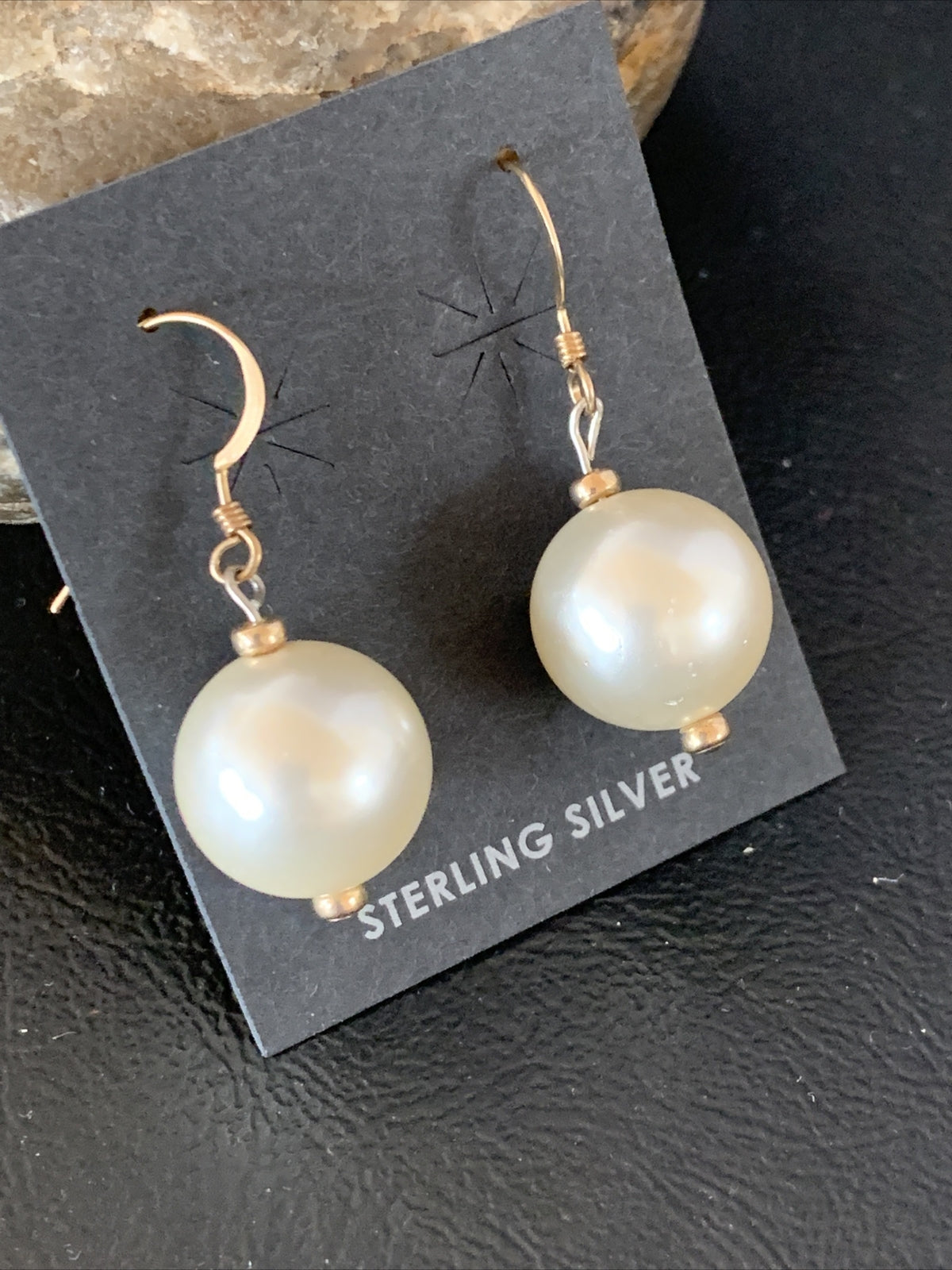 Beautiful Women White Cultured Pearl Gold Filled Bead Dangle Earrings 1" 13038