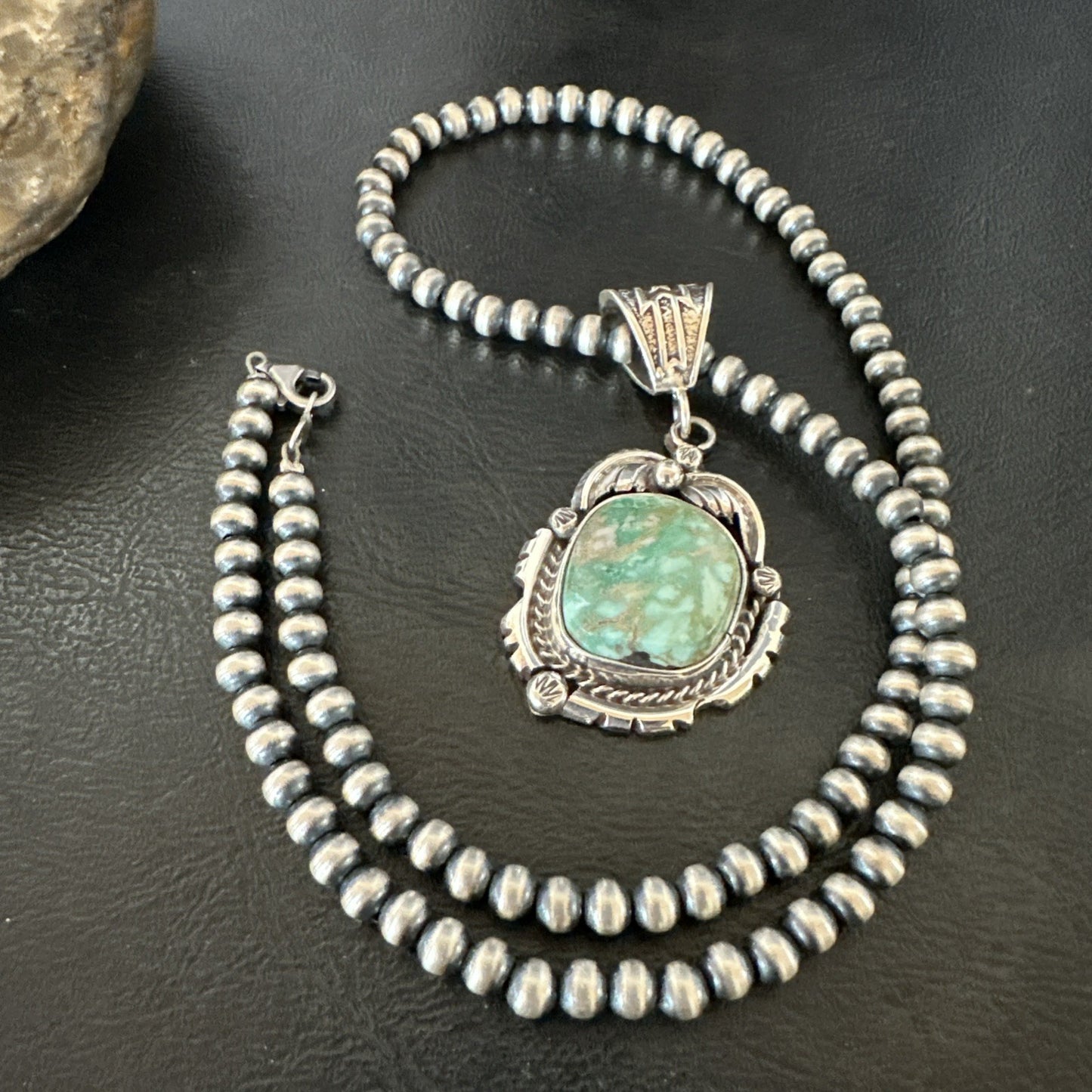 WoMens Navajo Sterling Silver  Green Royston Turquoise Necklace Pendant 19365