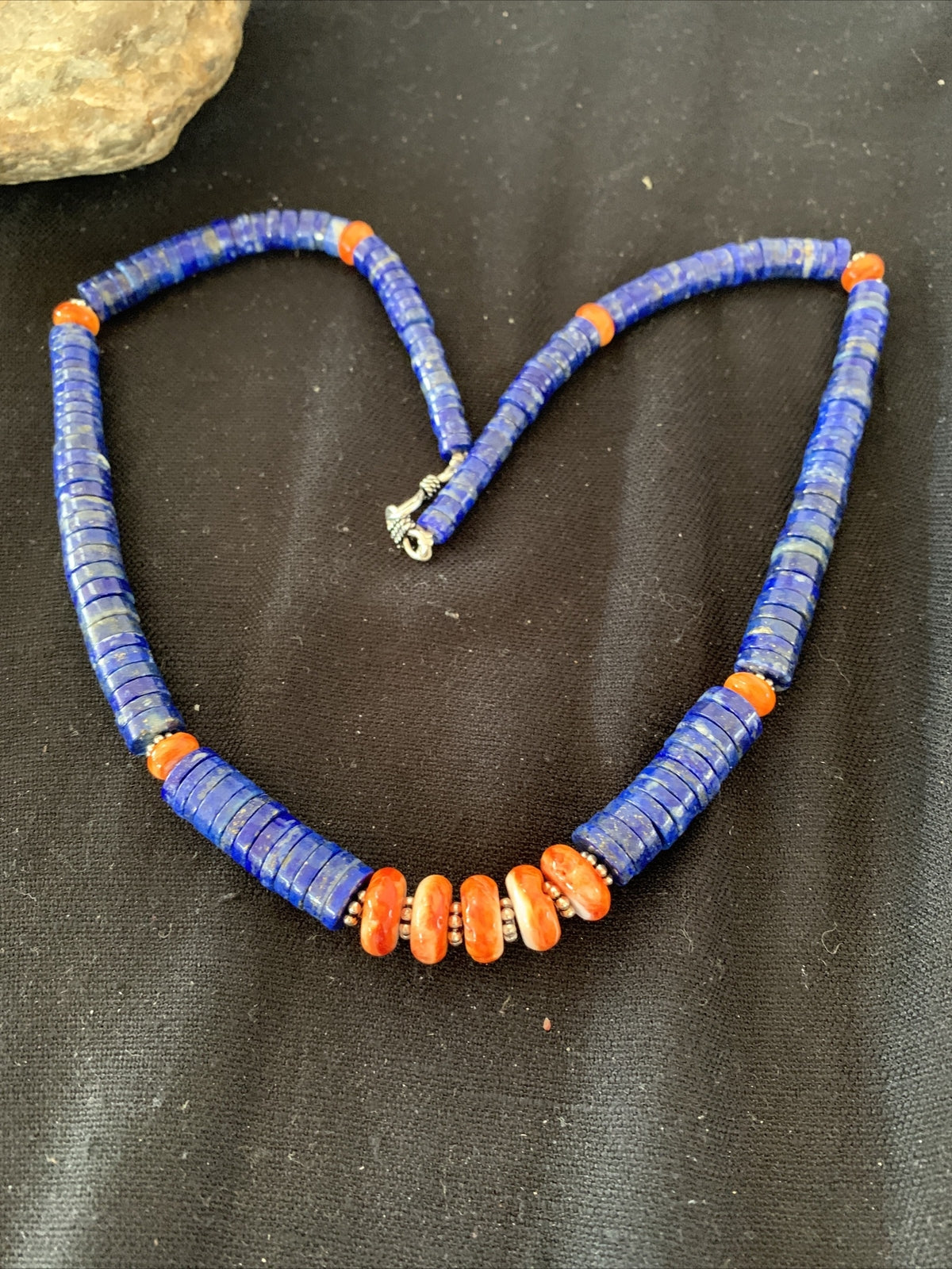 Mens Navajo Sterling Silver Navy Blue Lapis Orange Spiny Oyster Necklace 00929