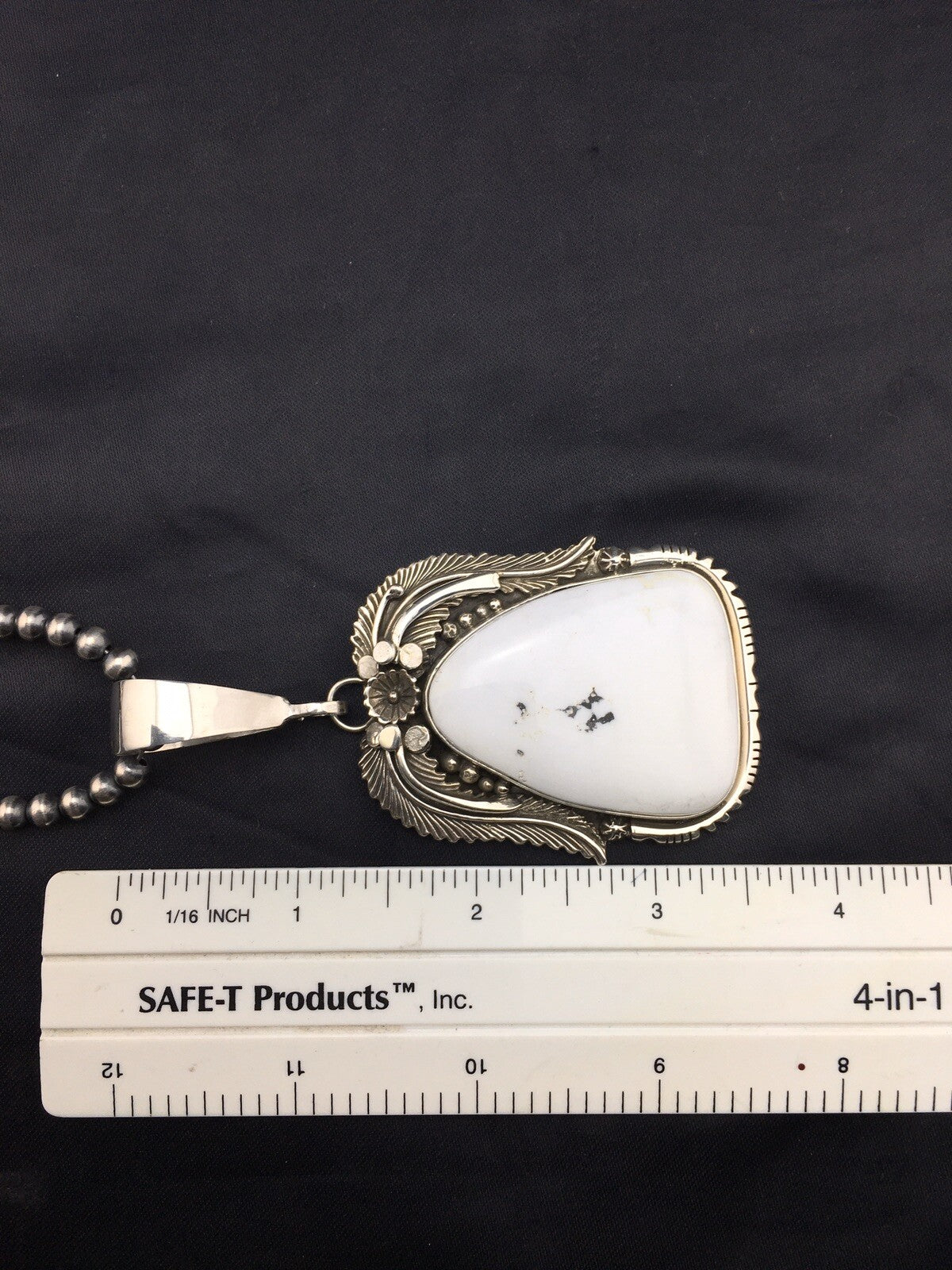 White Buffalo Turquoise Pendant Navajo Sterling Silver Beads Necklace 04529