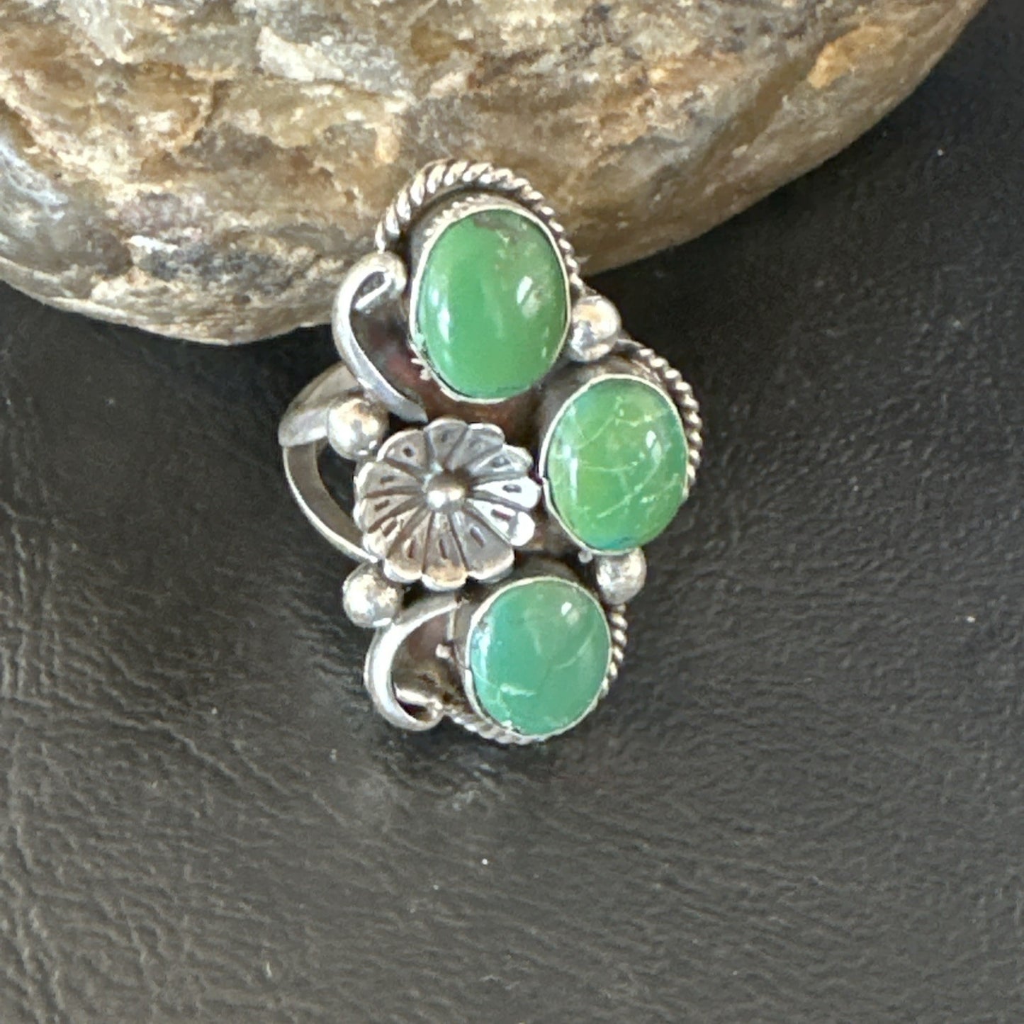 Yazzie Ring Green Turquoise Navajo Sterling Silver Cluster Size 8.5 19234