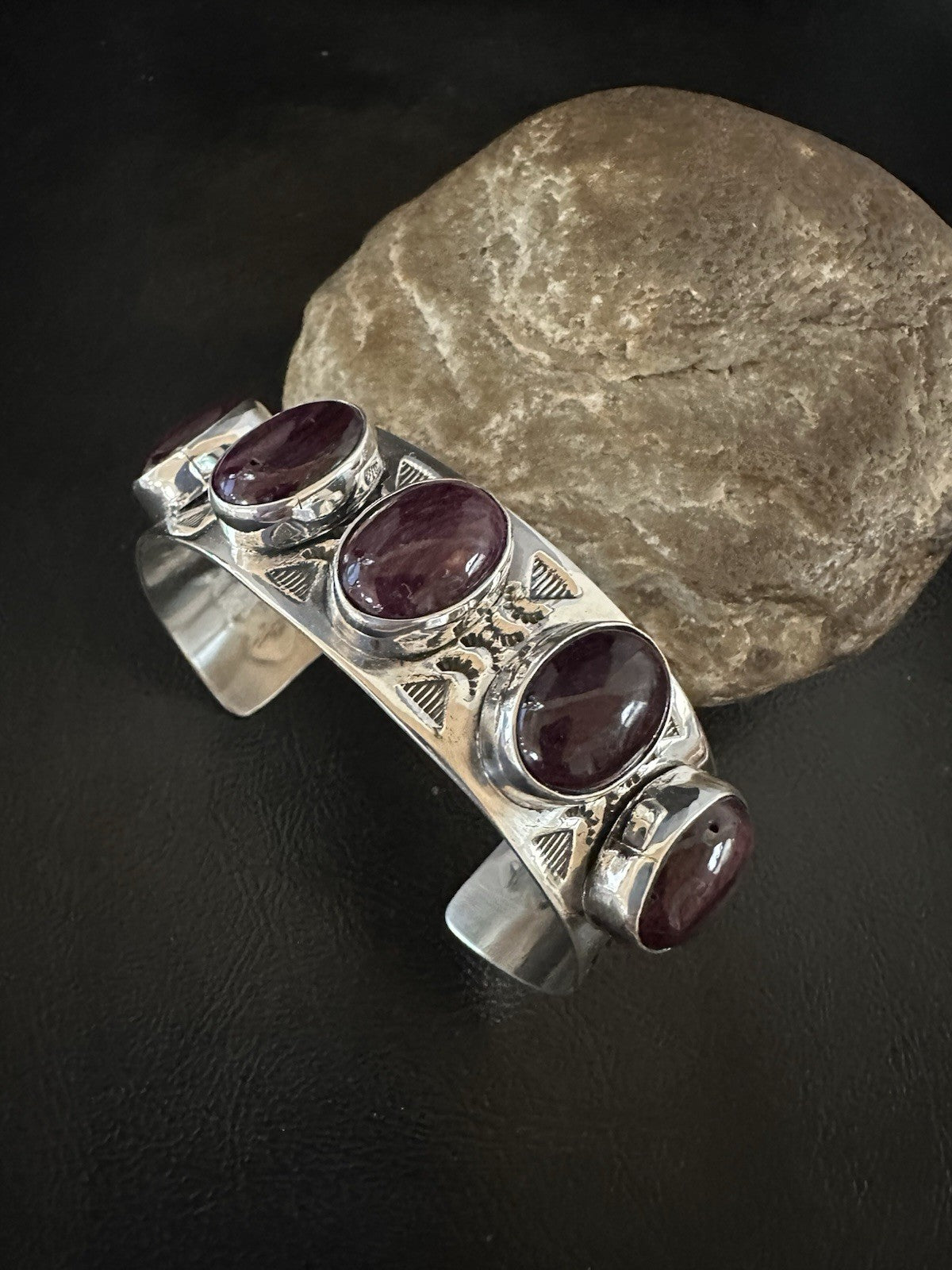 Purple Spiny Oyster Row 5 Stone Sterling Silver Navajo Cuff Bracelet 19473
