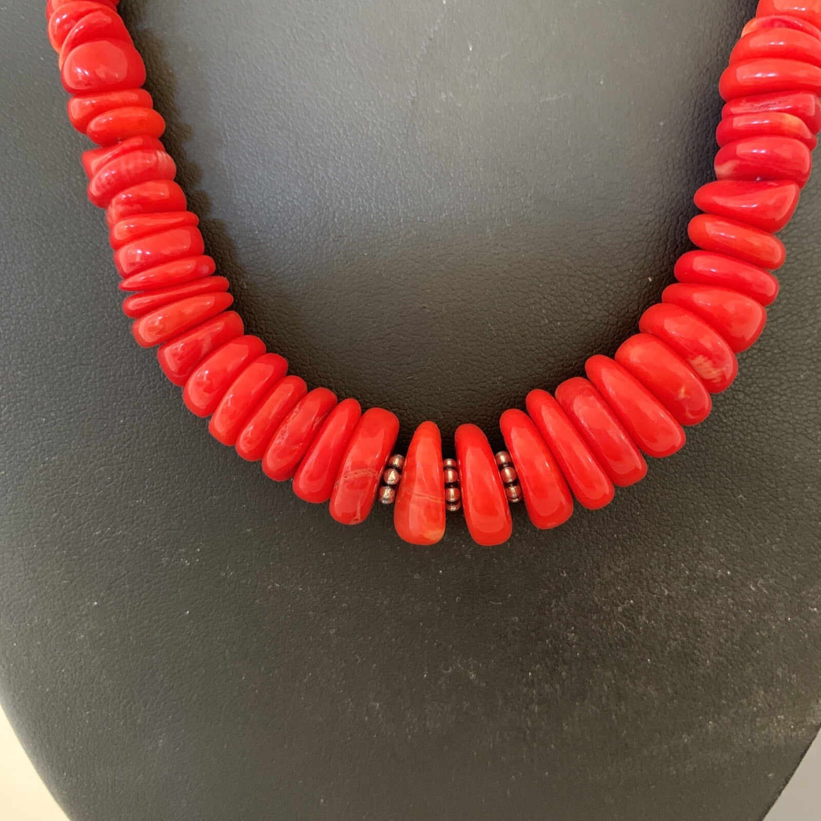 Red Coral Graduated Navajo Pearls Sterling Silver Bead Necklace 18" 01950