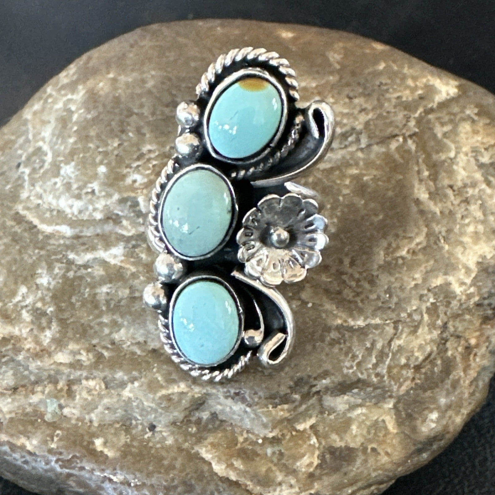Yazzie Ring Blue Turquoise Navajo Sterling Silver Cluster Size 8.5 19225