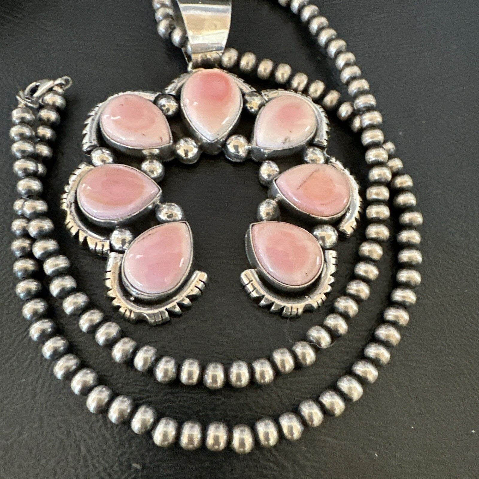 Pink Conch Native American Navajo Sterling Silver Naja Pendant 18928