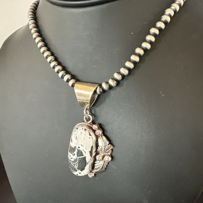 White Buffalo Turquoise Pendant Navajo Pearls Sterling Silver Necklace 19346
