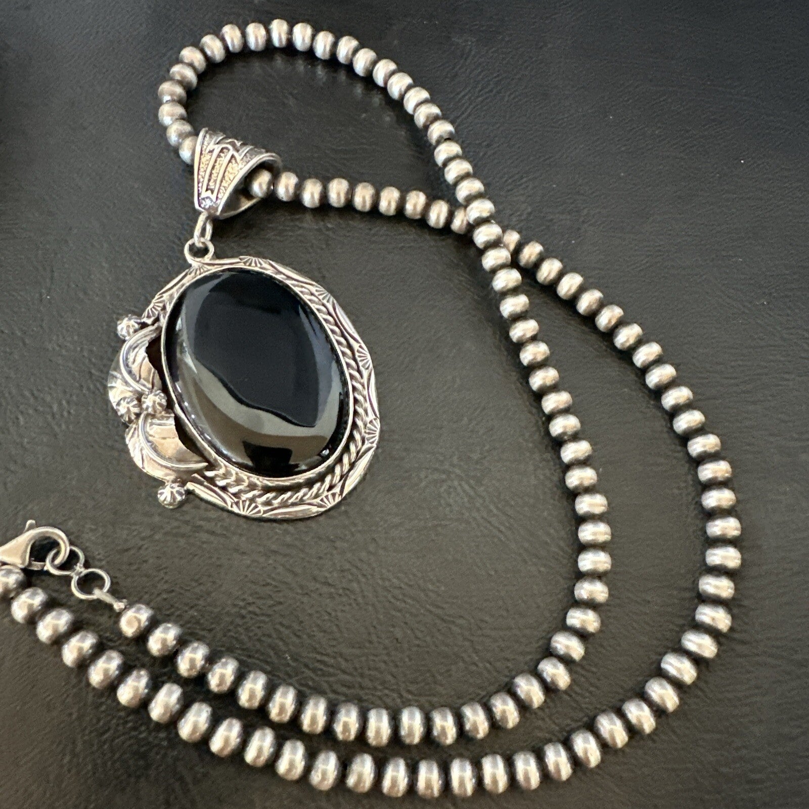 Mens Womens Black Onyx Pendant Navajo Sterling Silver Beads Necklace 18305