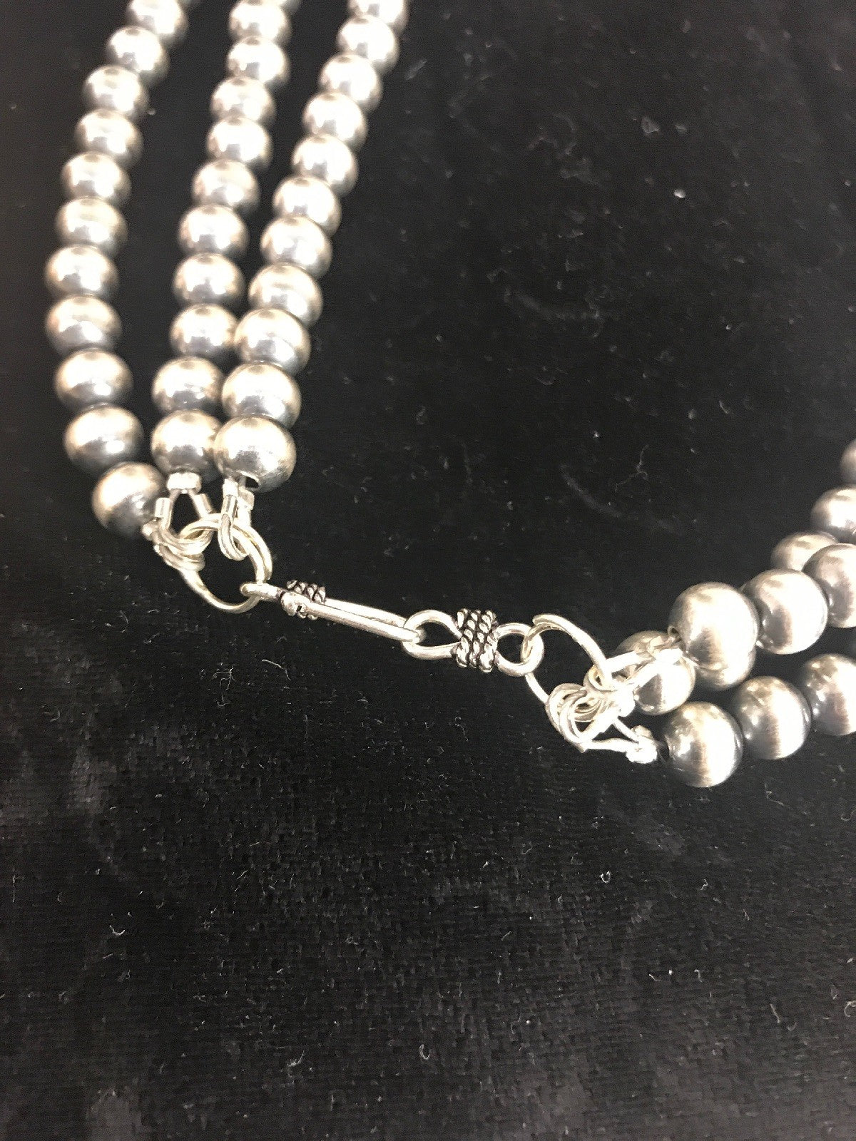 Native American Sterling Silver Navajo Pearls 7 mm Necklace 21” 3 Strand
