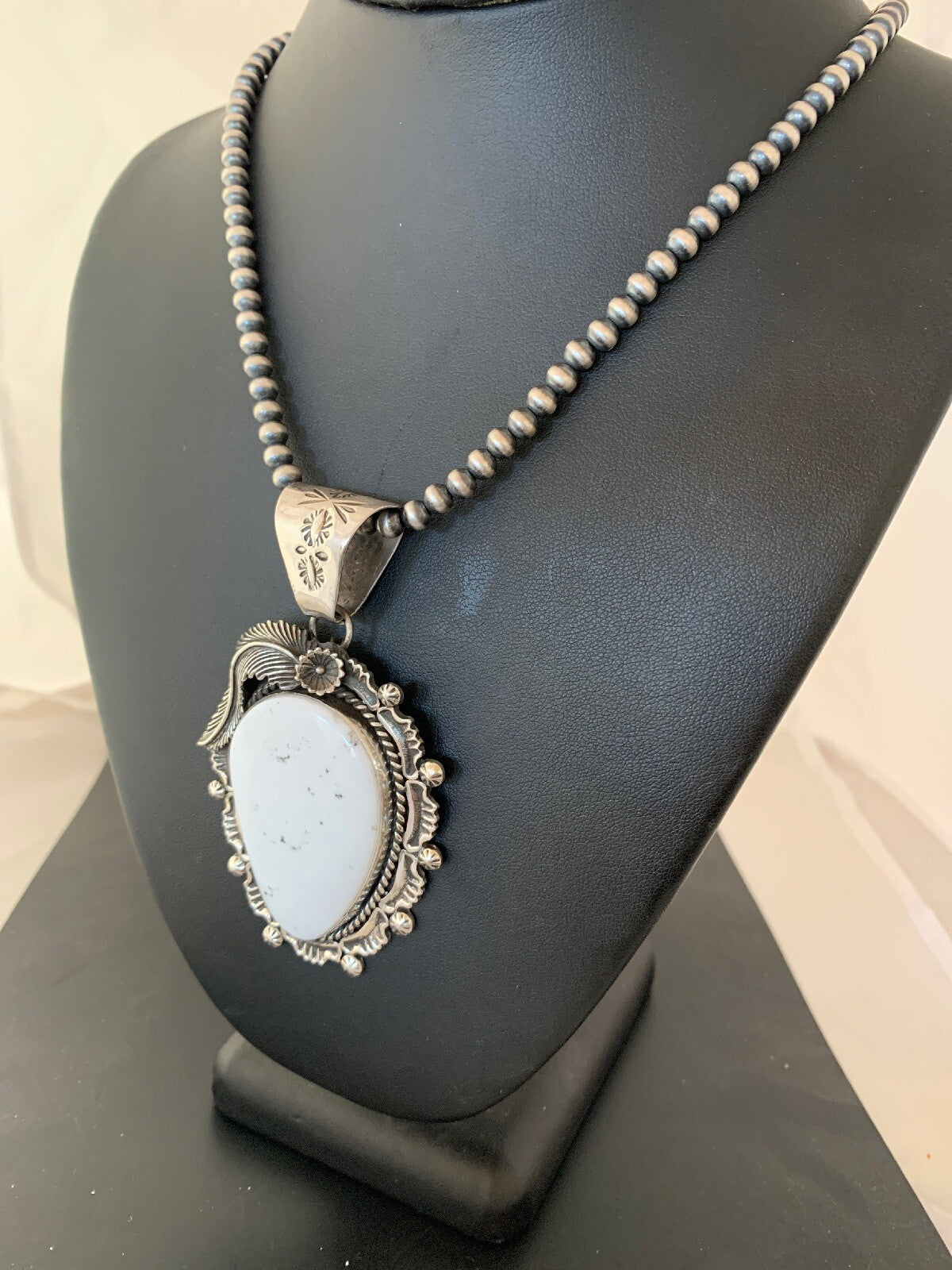 Mens White Buffalo Turquoise Pendant Navajo Sterling Silver Necklace 04238