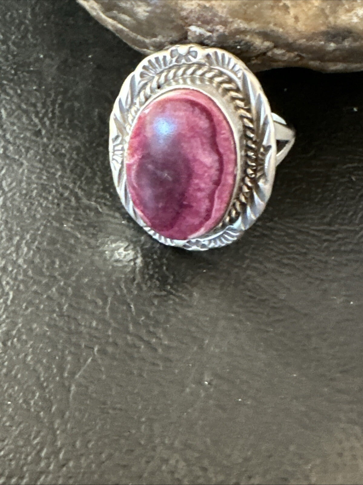 Womens Purple Spiny Oyster Navajo Sterling Silver Ring Size 8 18584