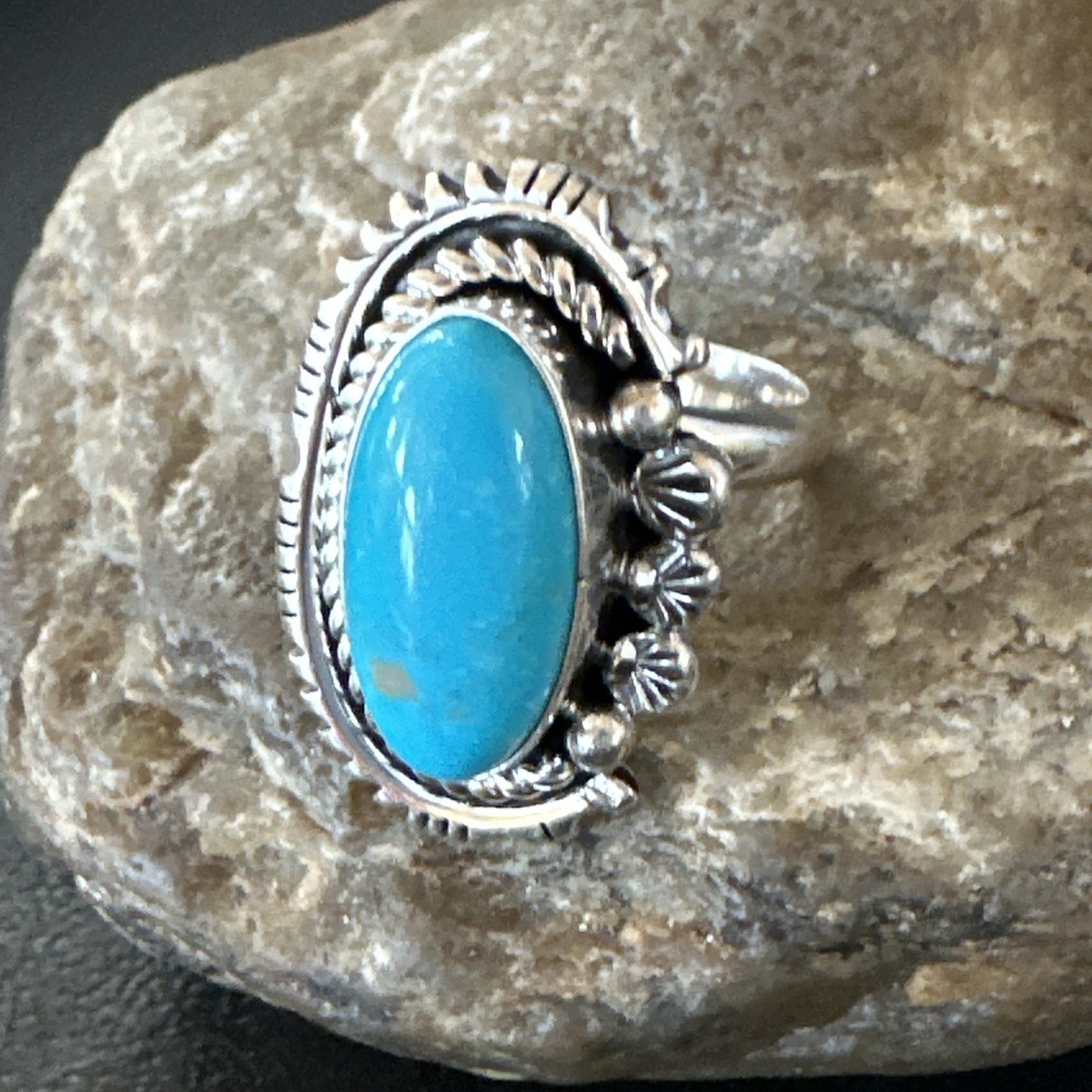 Yazzie Handmade Navajo Sterling Silver  Blue Kingman Turquoise Ring Sz 8.5 19627