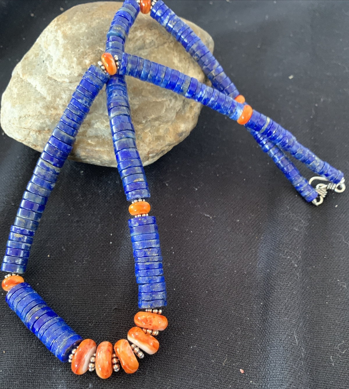 Mens Navajo Sterling Silver Navy Blue Lapis Orange Spiny Oyster Necklace 00929