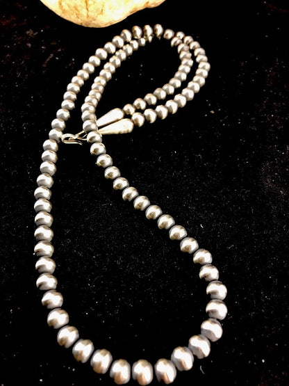Native American 4mm Sterling Silver Navajo Pearls 20" Hook & Eye Cone Necklace