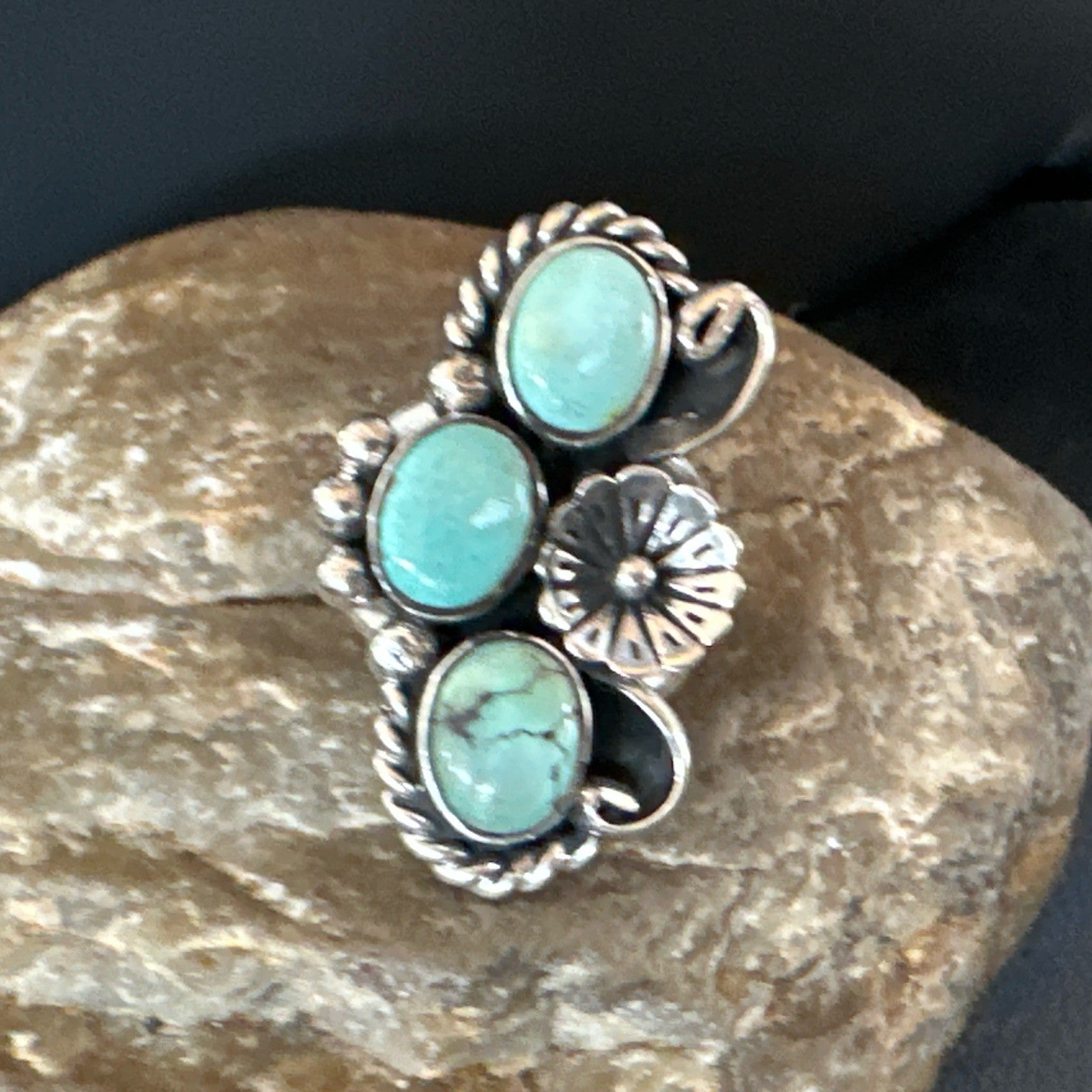 Yazzie Ring Green Turquoise Navajo Sterling Silver Cluster Size 8 19207