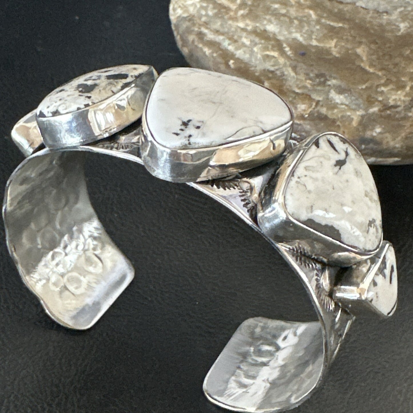Mens WoMens White Buffalo Turquoise Navajo Sterling Silver Cuff Bracelet 17944