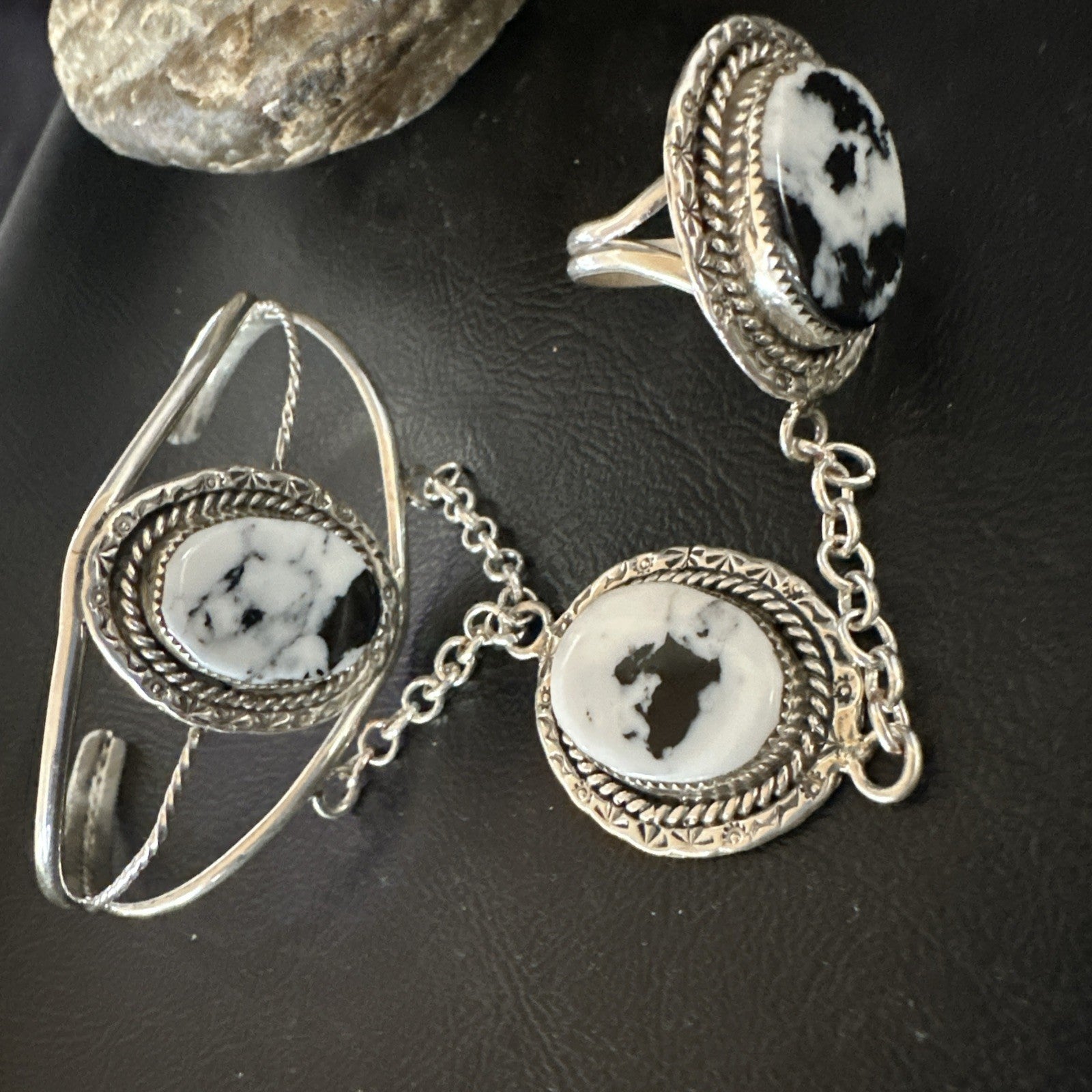 Yazzie Navajo Sterling Silver White Buffalo Turquoise Slave Bracelet Ring 19124