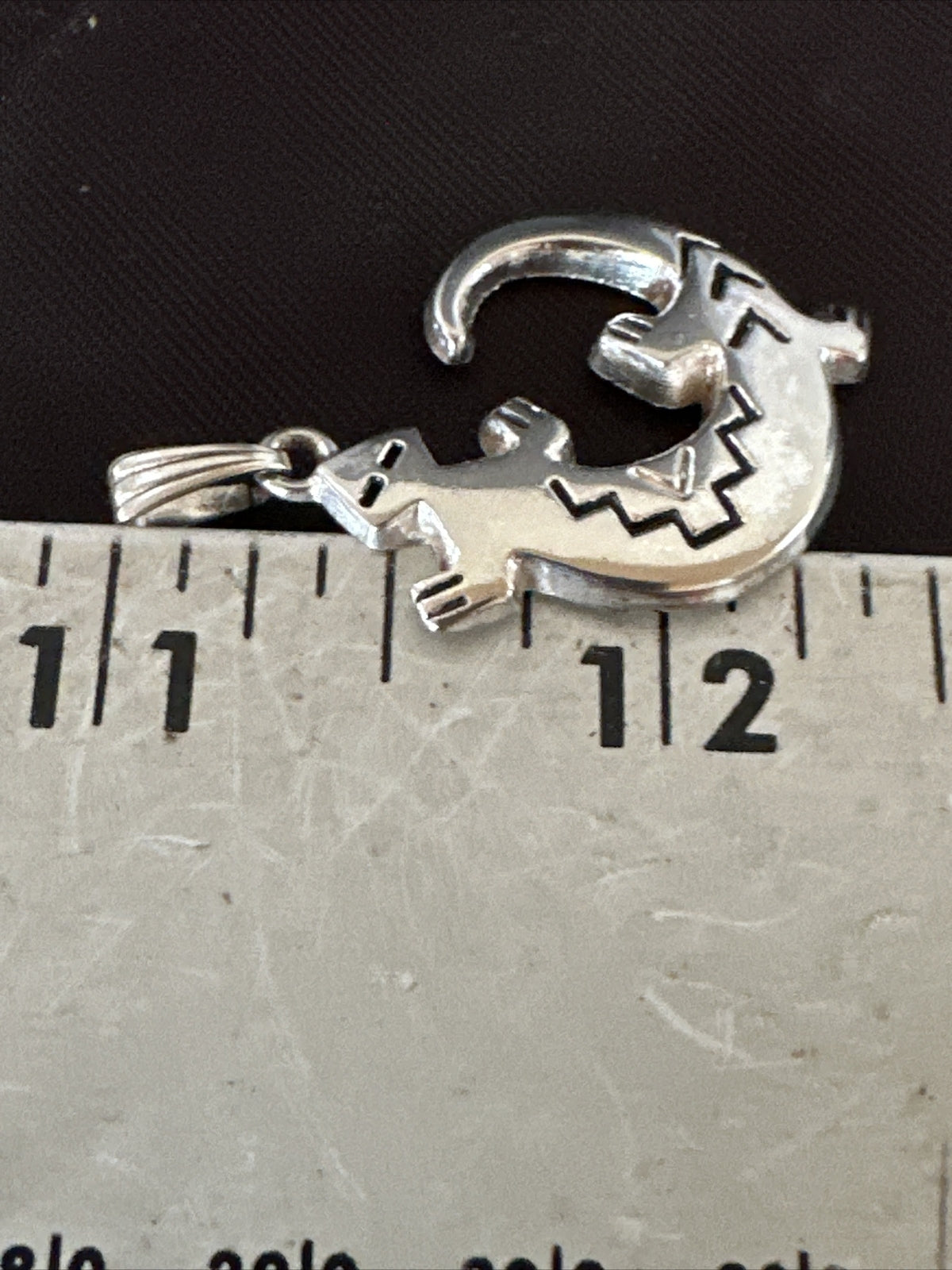 Navajo Stamped Lizard Pendant Gecko Sterling Silver 18155