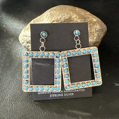 Zuni Petite Point Turquoise Cluster Earrings Sterling Silver Handmade 19771