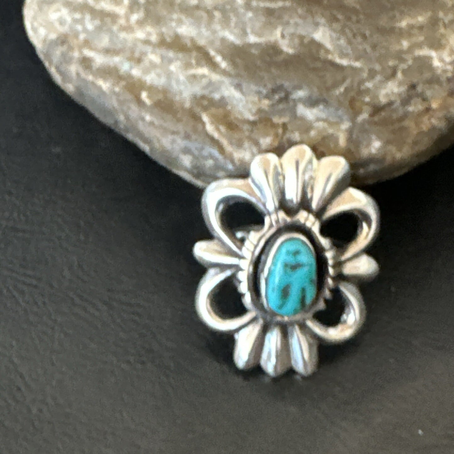 Blue Kingman Turquoise Native American Navajo Sterling Silver Ring Size 7 18573