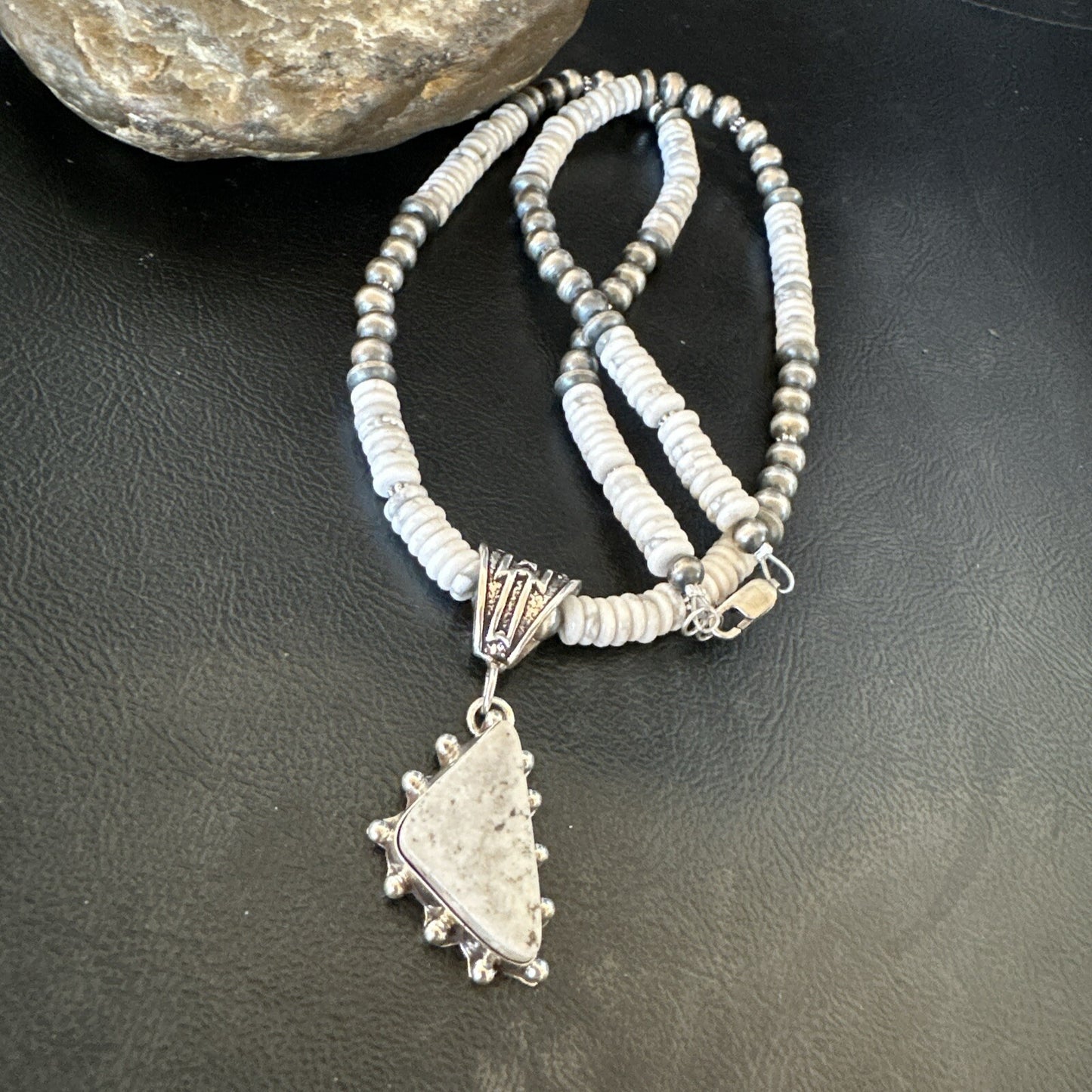 White Buffalo Turquoise Pendant Navajo Pearls Sterling Silver Necklace 22" 18255